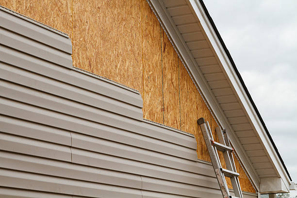 24/7 Emergency Siding Contractor experts in Greer, SC